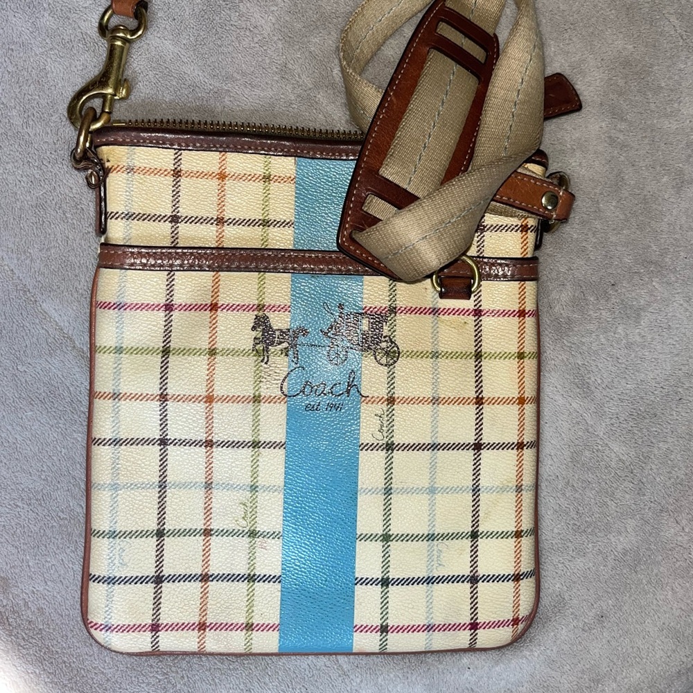 Vintage crossbody Coach horse and carriage bag, normal wear.